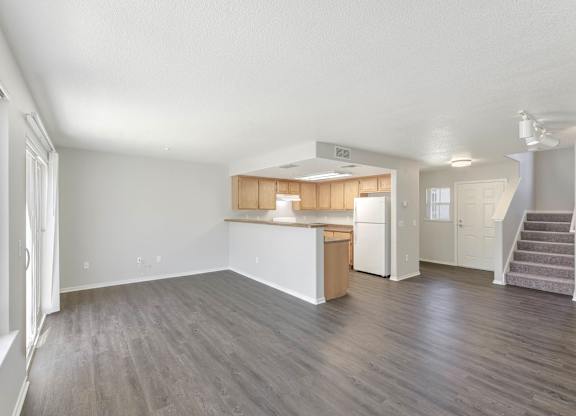 Spacious Room with kitchen view at Creekside at Meadow Park, Novato