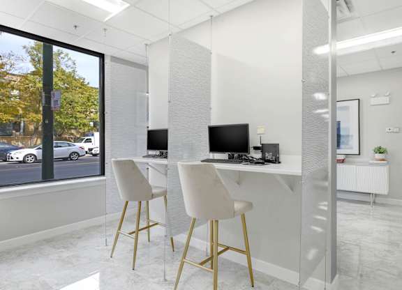 Coworking Office Space at Acclaim on North Avenue, Chicago, Illinois