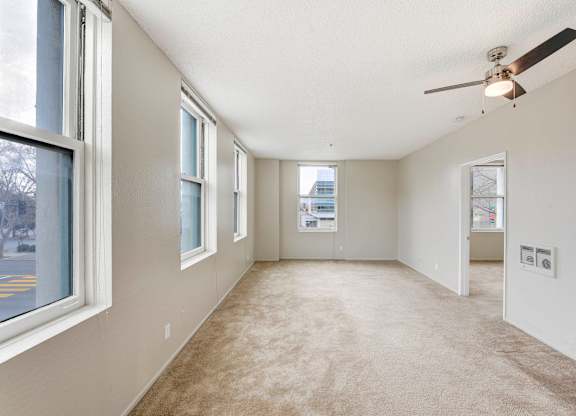 Room with a Carpet Floor at Vintage Tower Apartments, San Jose, California