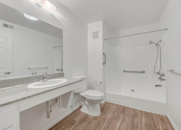 Full Bathroom at River Run Apartments, Corona, 92878