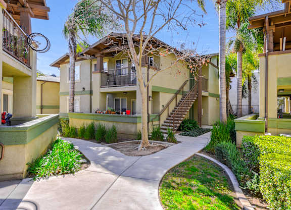 Luxury apartments at Yorba Linda Apartments, Yorba Linda, CA 92886