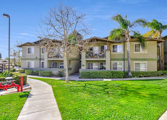 Building Exterior View at Yorba Linda Apartments, Yorba Linda California 