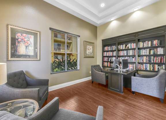 Comfort Lounge at River Run Apartments, California