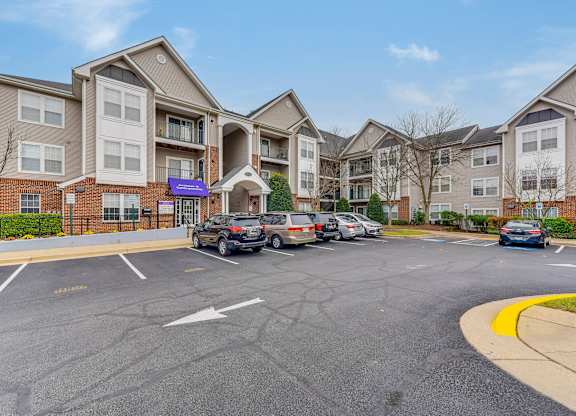 Open Street Parking at Acclaim at Germantown Apartments, Germantown, MD