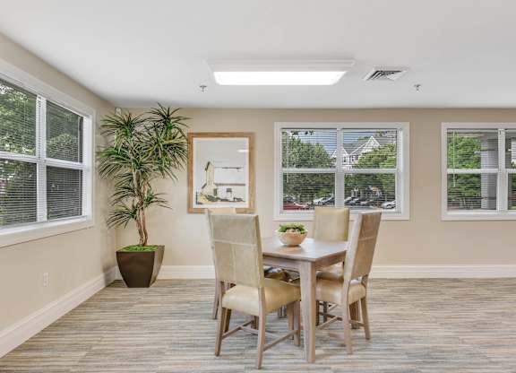 Dining Room at Acclaim at Lake Largo, Largo, MD