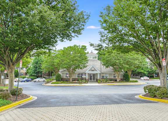 Entrance at Acclaim at Lake Largo, Largo