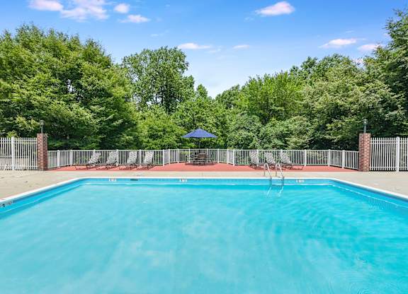 Pool at Acclaim at Lake Largo, Largo, MD, 20774