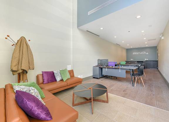 Living Room at Lincoln Park Plaza Apartments, Illinois