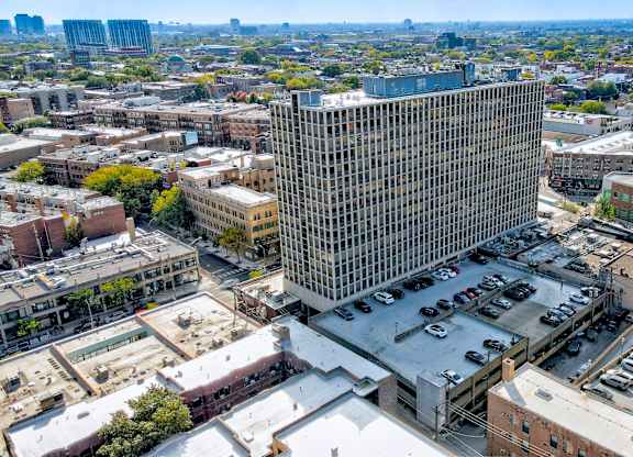 Bird Eye View Of Property at Lincoln Park Plaza Apartments, Illinois