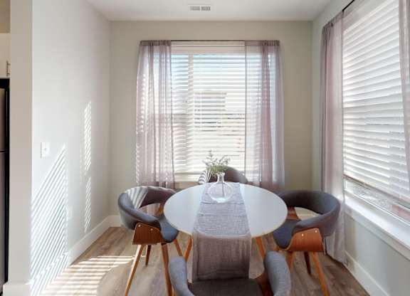 Breakfast Nook at Echo Park at Perry Crossing Apartments, Indiana, 46168