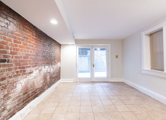 Unfurnished Living Area at Lockerbie Court on Mass Ave, Indianapolis, IN