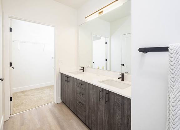 Large Bathroom at 38° NORTH, Santa Rosa, CA, 95404