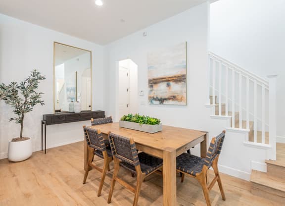 dining area at Crocker Village – Single Family Homes, California ? 