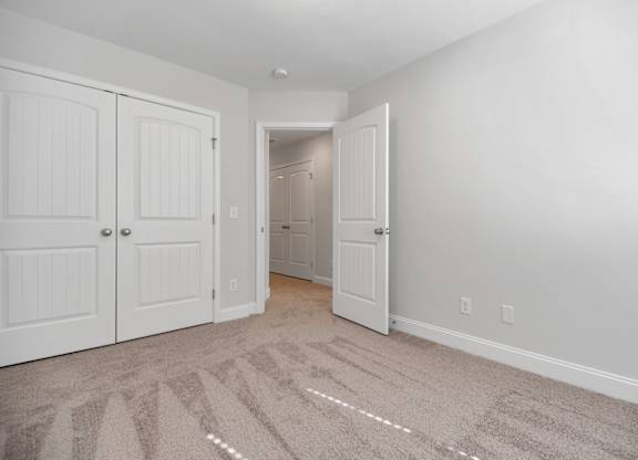 Cottonvale Towns in Savannah, GA photo of bedroom