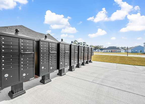 Blue Jay Commons Homes in Rincon, GA photo of mailboxes
