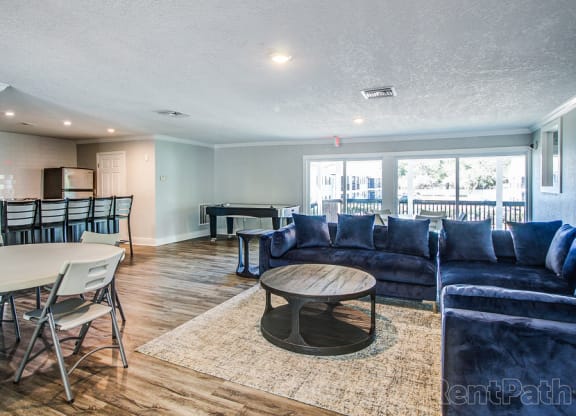 The Commons Apartments in Tampa Florida photo of clubhouse