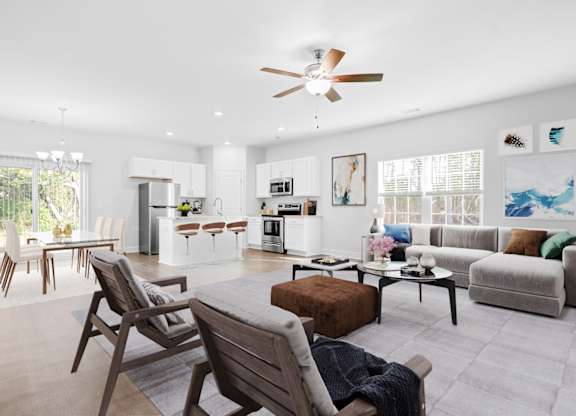 Blue Jay Commons Homes in Rincon, GA photo of living room