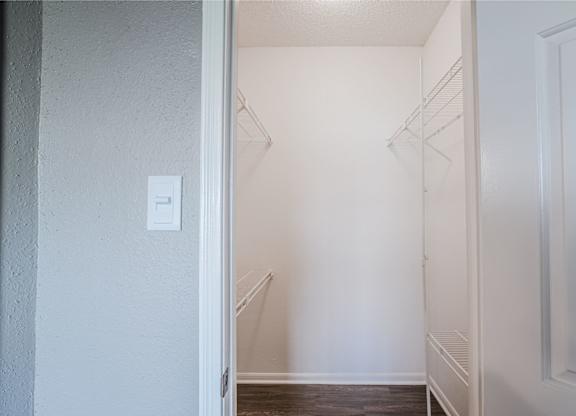 cottages at wells branch  large walk in closet