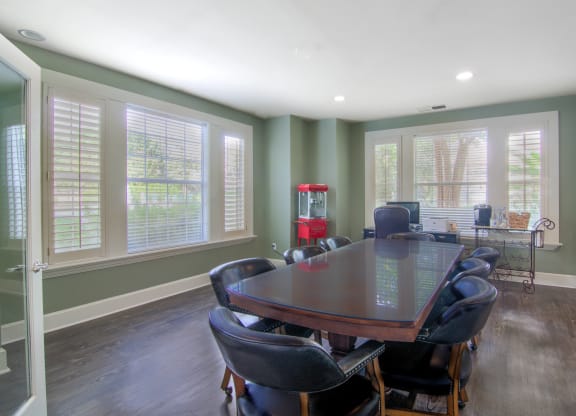 Enclave at Wolfchase Apartments in Cordova Tennessee photo of conference room
