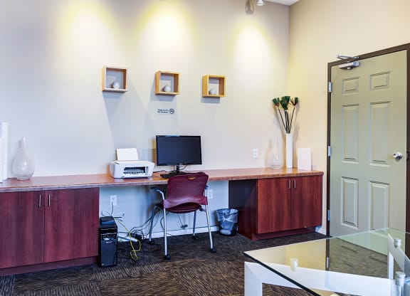 business center at Uptown Lake Apartments, Minneapolis