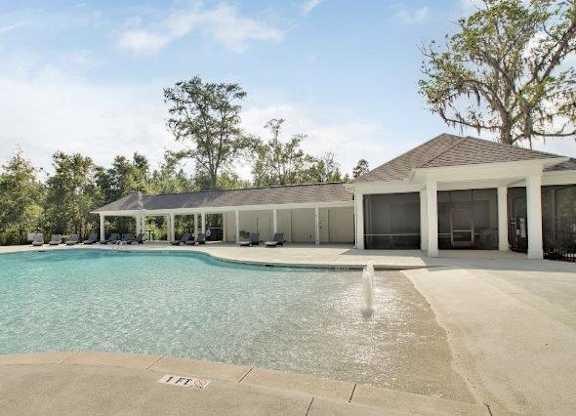 Omnia at Richmond Hill Townhomes in Georgia photo of resort style pool