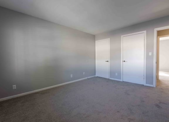 Reserve at Providence Apartments in Charlotte North Carolina photo of bedroom with plush carpeting