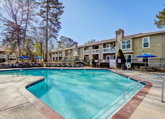 Reserve at Providence Charlotte NC photo of sparkling pool