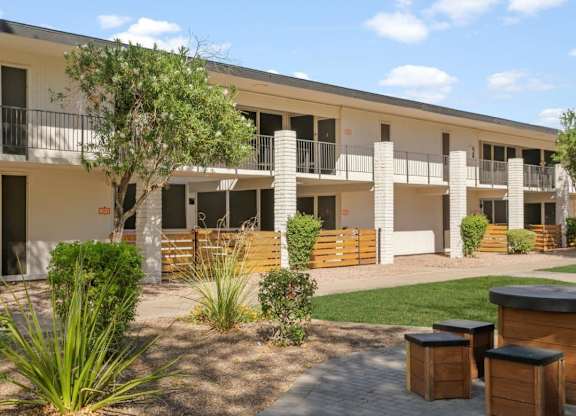 Exterior of pet-friendly apartment building at Sentry Tempe in Tempe near Mesa, Arizona