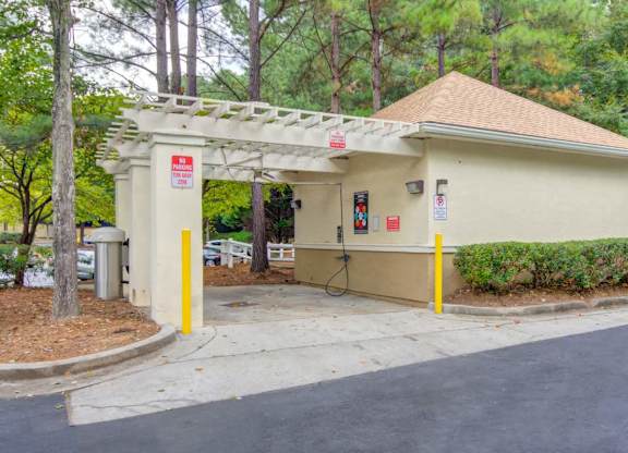Convenient car wash area at Grande Club apartments in Duluth, GA 30096, near Lawrenceville.