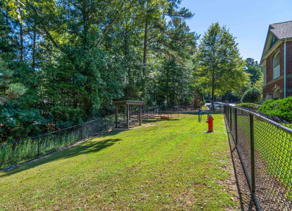 The Asher at Sugarloaf apartments in Lawrenceville Georgia photo of leash free dog park