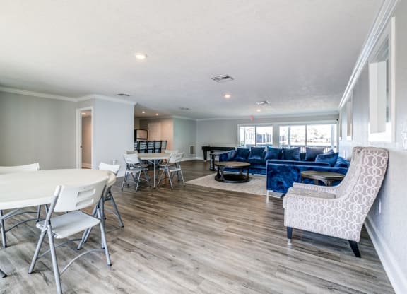 The Commons Apartments in Tampa Florida photo of clubhouse