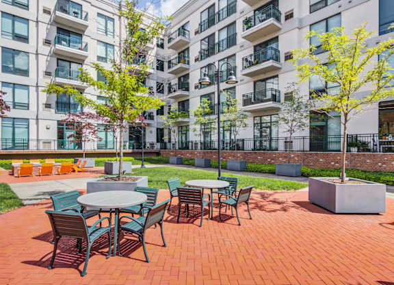 outdoor courtyard with seating