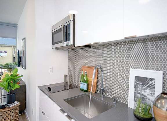 Stainless steel sink