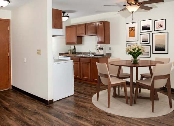 apartments with dining area in Rochester MN