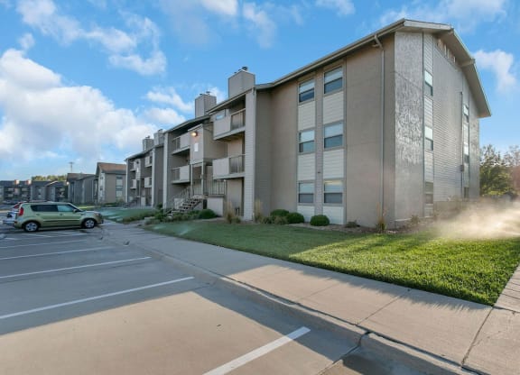 Apartments in Wichita Parking