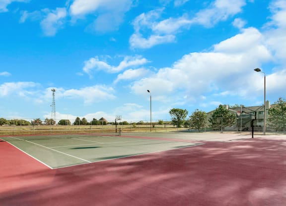 Apartments in Wichita Tennis Court