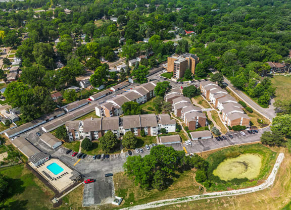 apartment neighborhood with off street parking