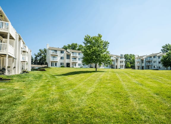 landscaping of apartment buildings