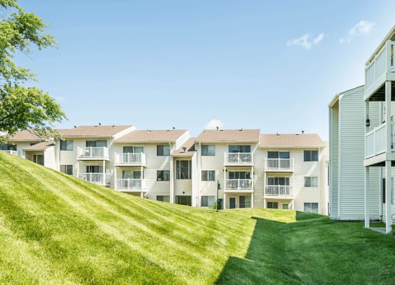 apartment buildings with On-Site Maintenance