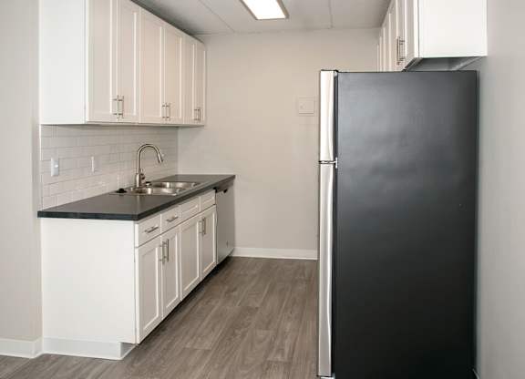 fully equipped kitchen at Rochester MN apt