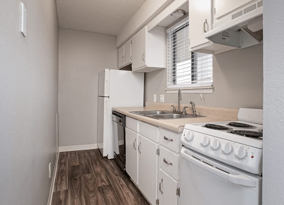 Wichita apartment kitchen