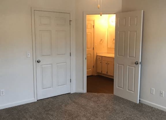 Bedroom with Connected Bathroom 