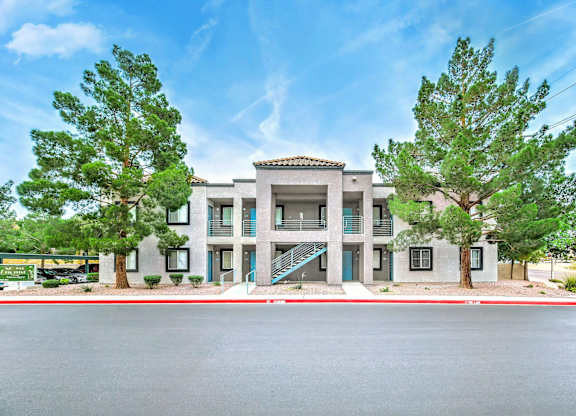 Exterior Porch at The 95 Apartments, Nevada, 89129