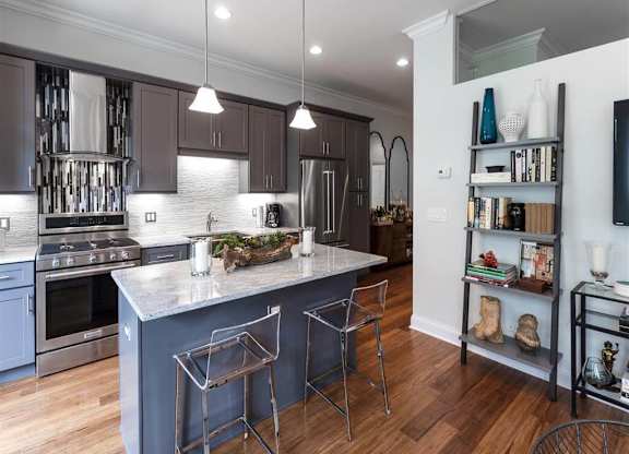 Kitchen gallery at Wells Place Apartments, Chicago, IL, 60607