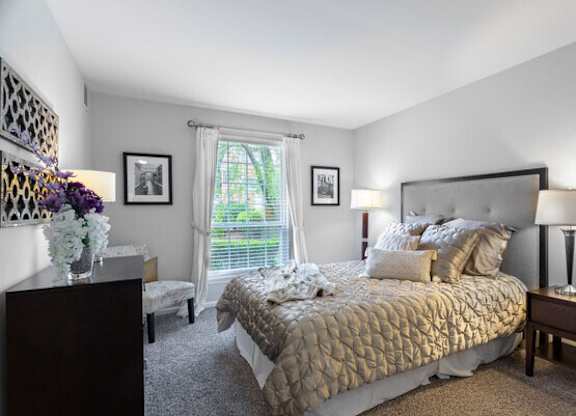 Spacious Bedrooms at Versailles on the Lakes Oakbrook*, Oakbrook Terrace, 60181