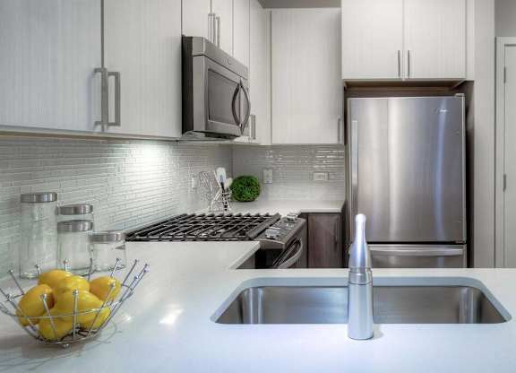 Kitchen with sink at Apex 41, Lombard, Illinois