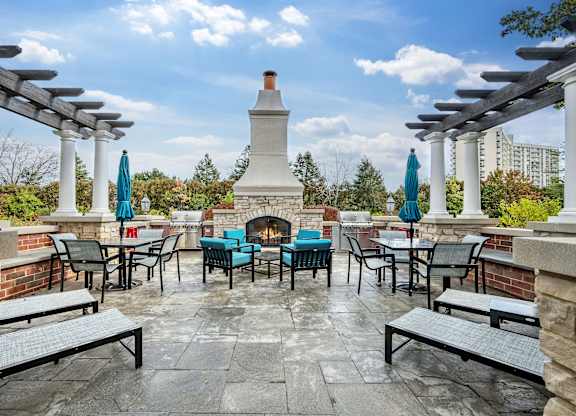 Outdoor Fireplace and Lounge Area