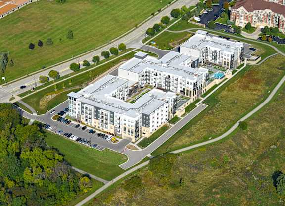 an aerial view of 42 Hundred On The Lake Apartments, St Francis, WI, 53235