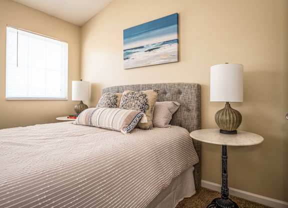 Arbors Townhomes - Bedroom
