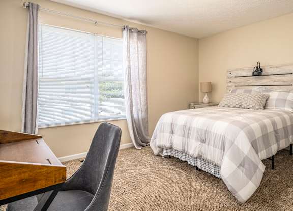 Arbors Townhomes - Bedroom